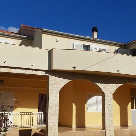Apartman Frane 6+2 Brodarica  Kültér fotó