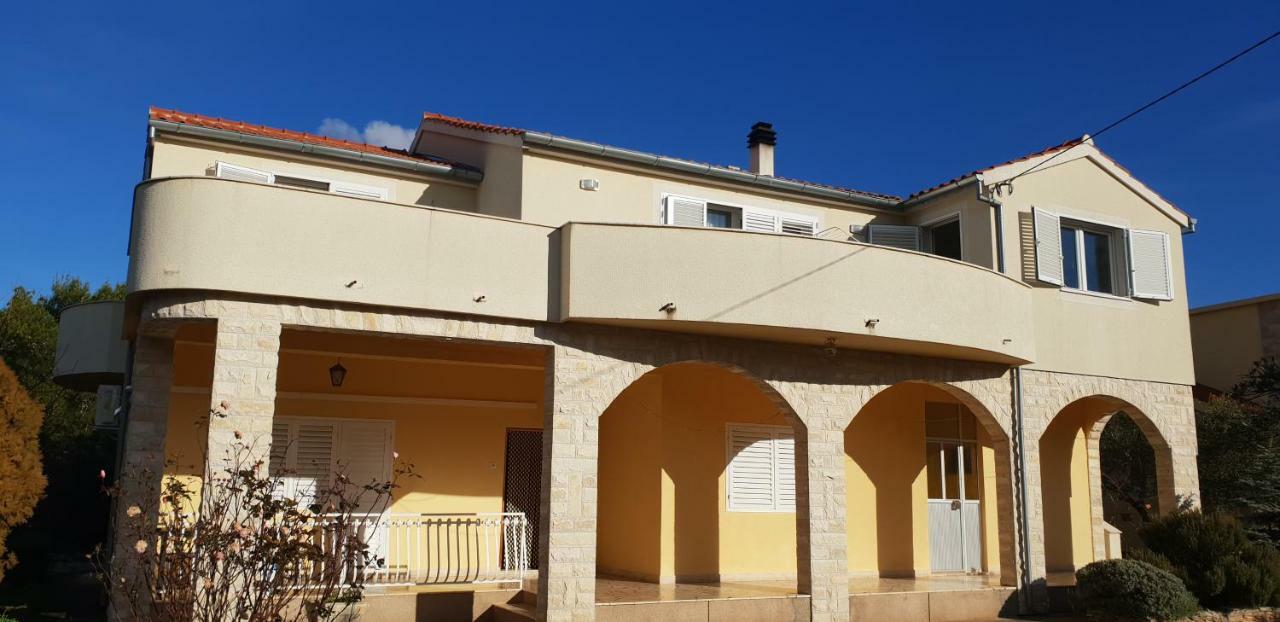 Apartman Frane 6+2 Brodarica  Kültér fotó